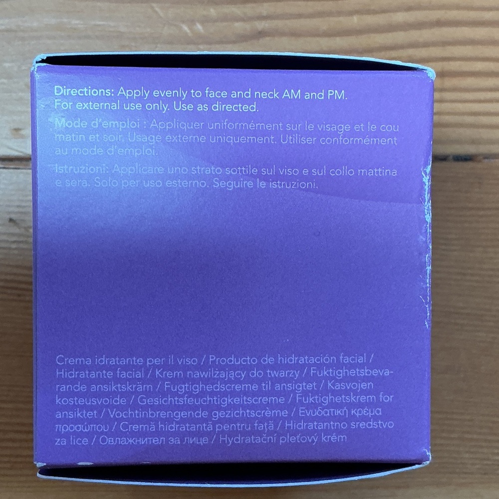 Ole Henriksen Strength Trainer Peptide Boost Moisturizer - Picture 2 of 7